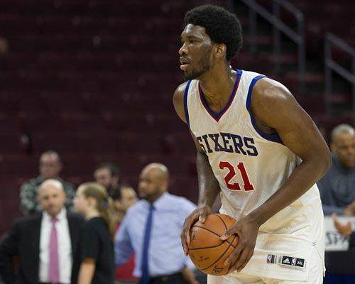 Shams：安东尼·戴维斯计划在今天对阵湖人的比赛中复出