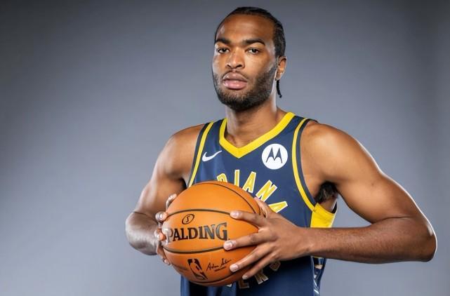 国米官方：阿切尔比右大腿股二头肌拉伤，据悉将缺席一个月