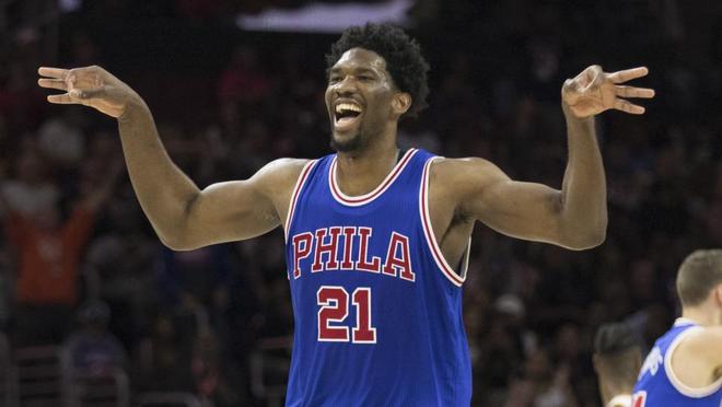 贝克汉姆发文庆祝球队夺冠，妻子、儿子、女儿齐现身，38岁梅西再创传奇